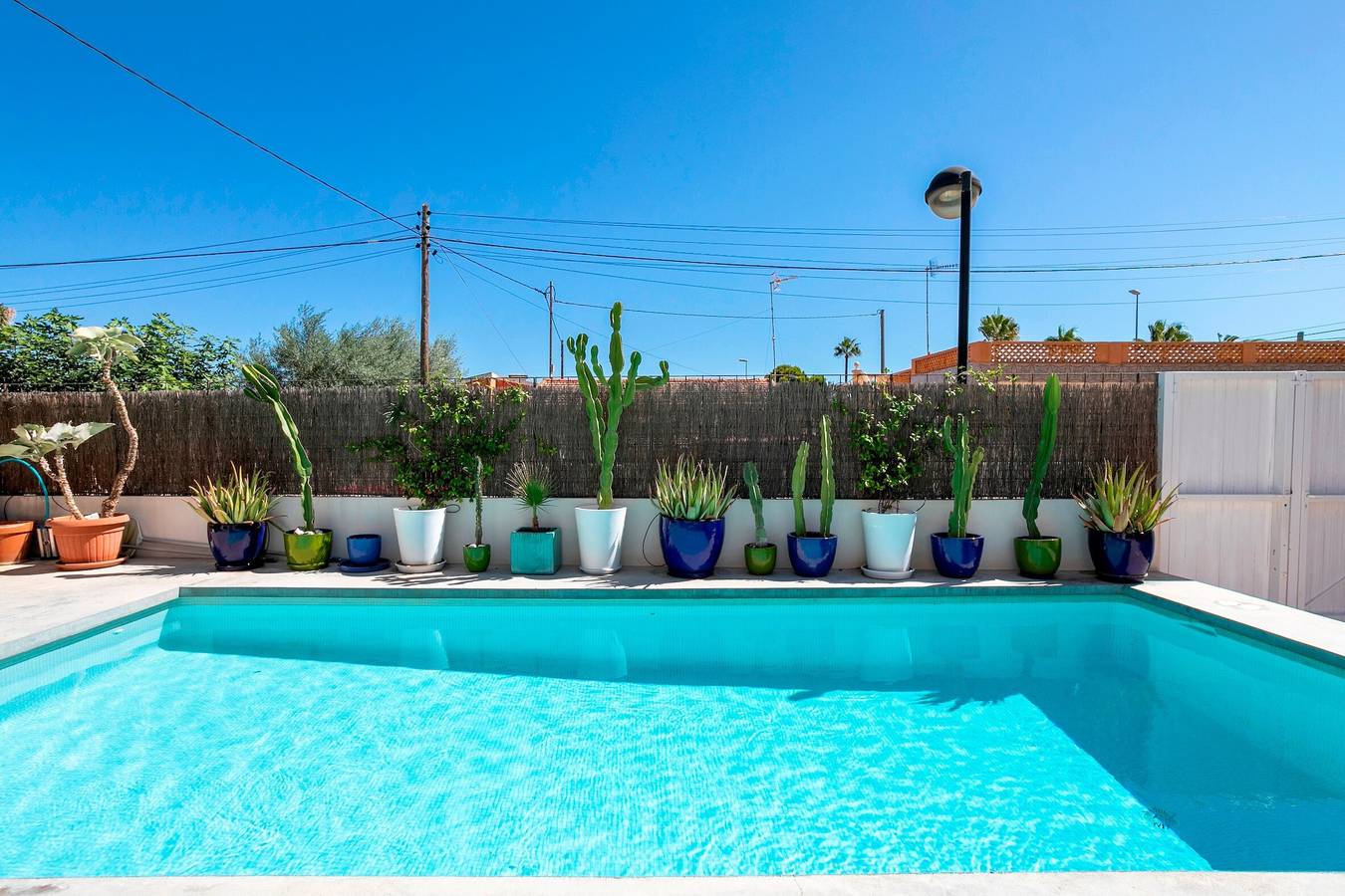 Villa La Paloma – Modern villa with private pool just 350 m from the sea in el Campello, Costa Blanca