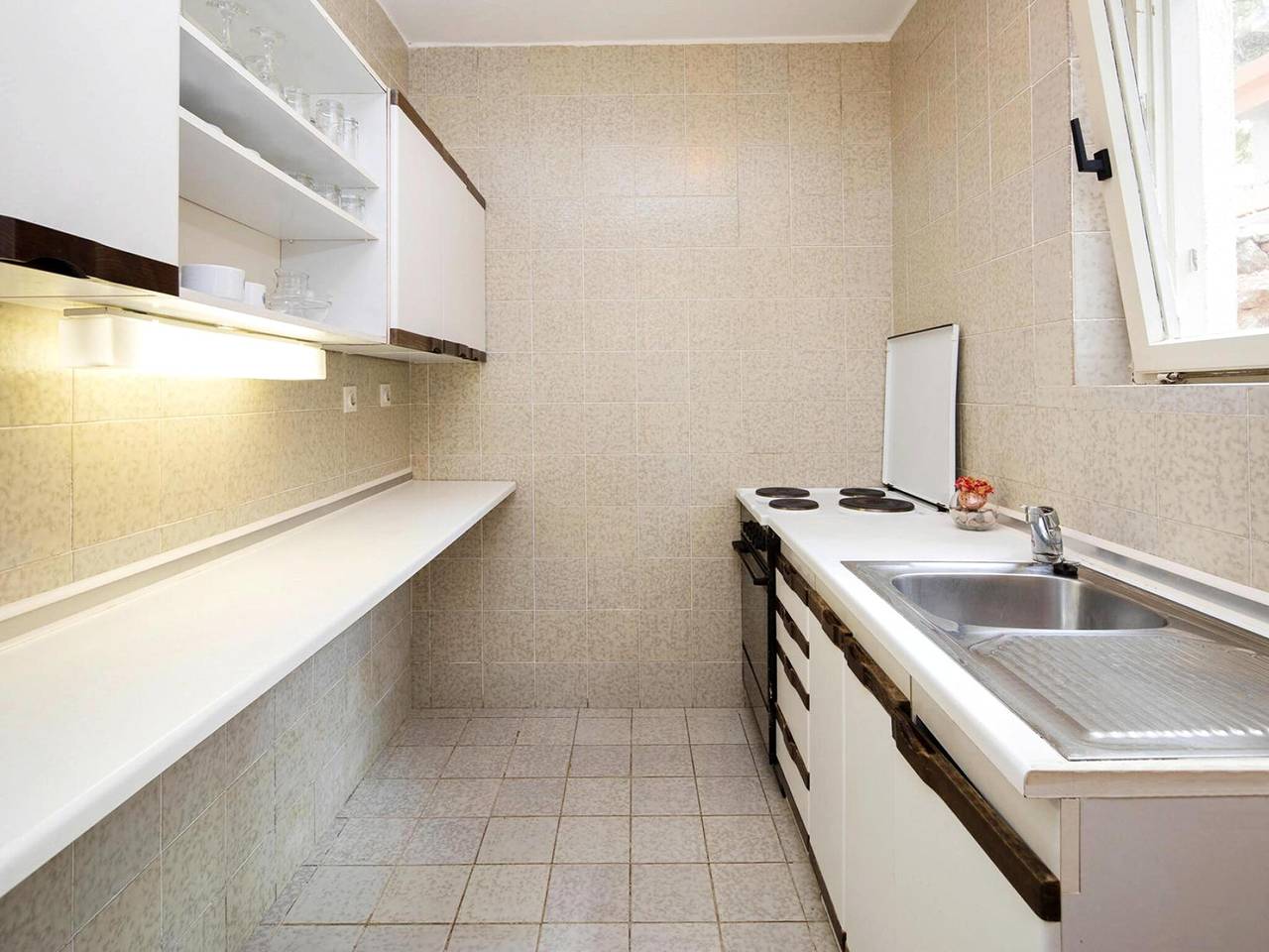 Appartamento intero, Elegante soggiorno in resort per 4 a Jelsa in Gelsa Croazia, Isola di Lesina