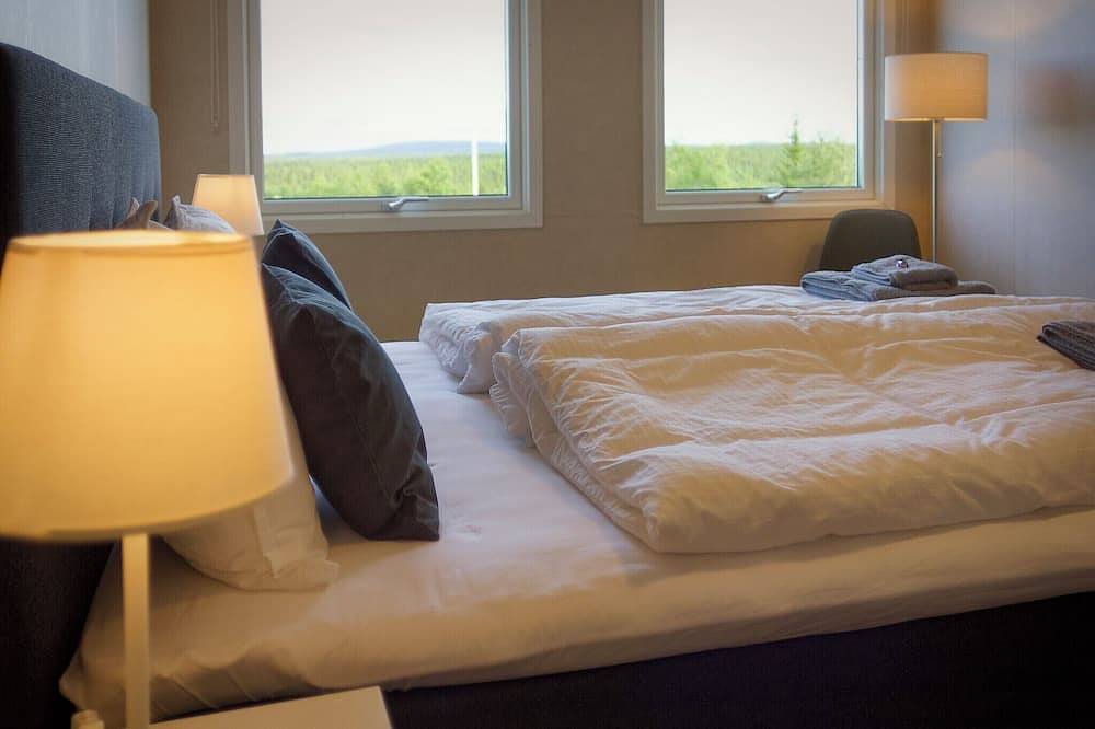 Ganze Wohnung, Rymlig Lägenhet i Lannavara med Älvutsikt Fyra Rum, Plats för 6 Personer in Kiruna, Lappland (Schweden)