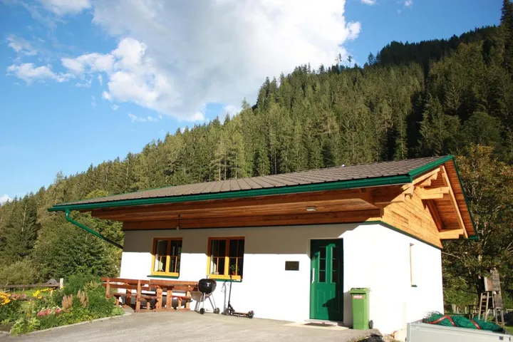 Ferienhaus für 13 Personen, mit Garten und Ausblick - 1