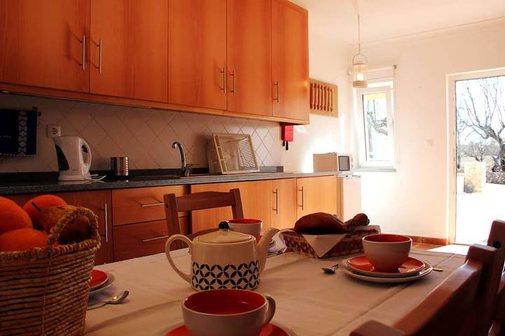 Cottage für 2 Personen, mit Balkon und Garten sowie Pool - 1