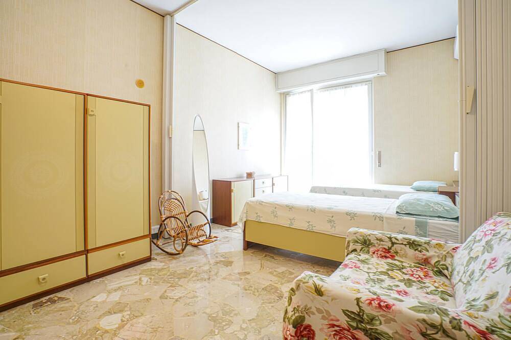 Appartement entier, Bel appartement de 2 chambres à Cavi di Lavagna in Bagni Tiffany, Commune de Lavagna