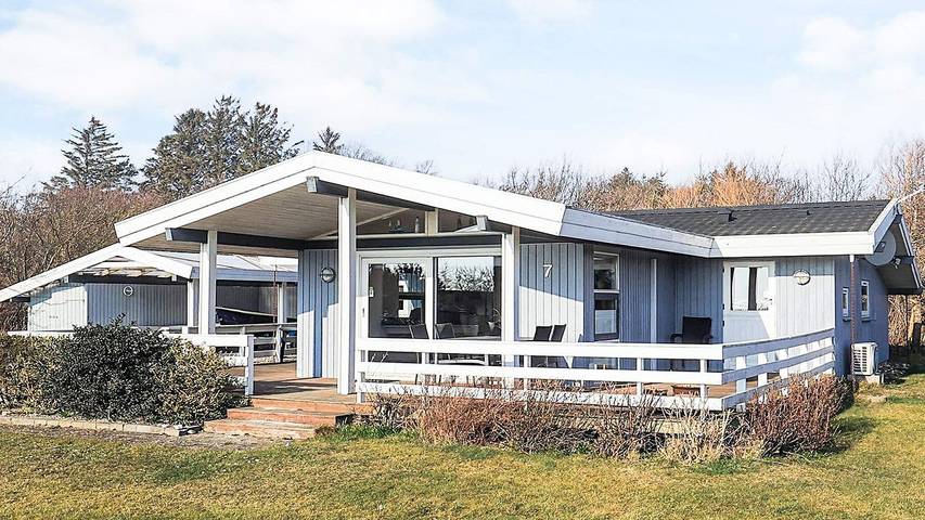 Ferienhaus für 7 Personen, mit Sauna und Garten sowie Whirlpool in Hostrup Strand