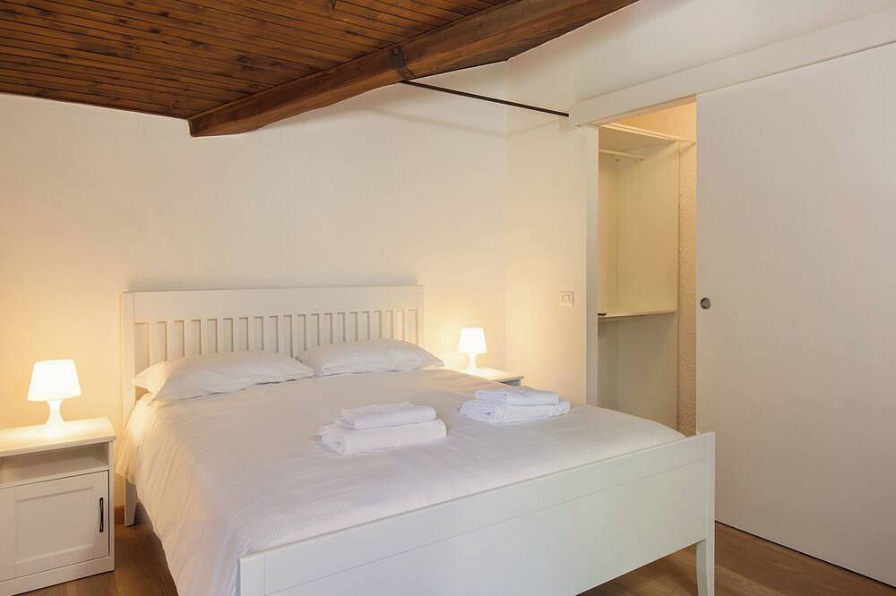Ganze Wohnung, Villa Al Parco Antico - Zentrales Haus, Villa Al Parco Antico - Casetta Centrale in Costermano, Gardasee-Berge