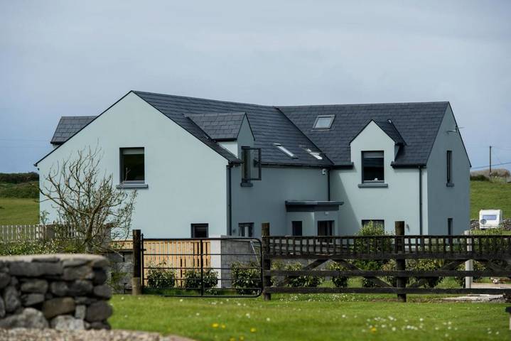 Location de vacances pour 2 personnes, avec jardin et vue à Doolin