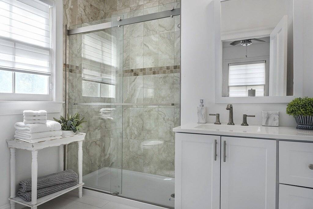 Hackberry Haus | Hot Tub | Fire Pit in Gillespie County