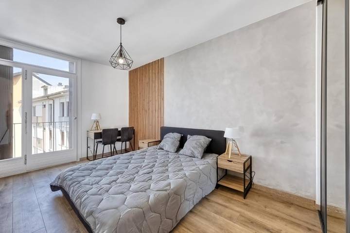 Chambre d’hôte pour 2 personnes, avec balcon