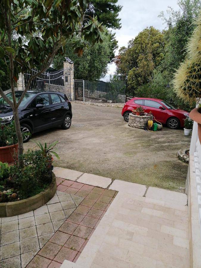Location de vacances pour 5 personnes, avec jardin ainsi que terrasse et vue dans Rodi Garganico - 4