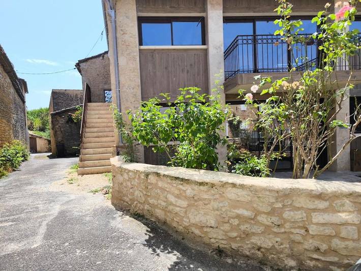 Gîte pour 3 personnes, avec terrasse, animaux acceptés à Saint-Front-sur-Lémance