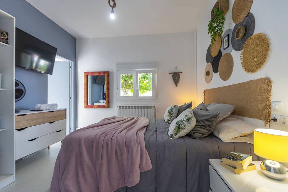 Villa Las Catedrales | Swimming Pool | Beach Front | in Barreiros, Galician Coast