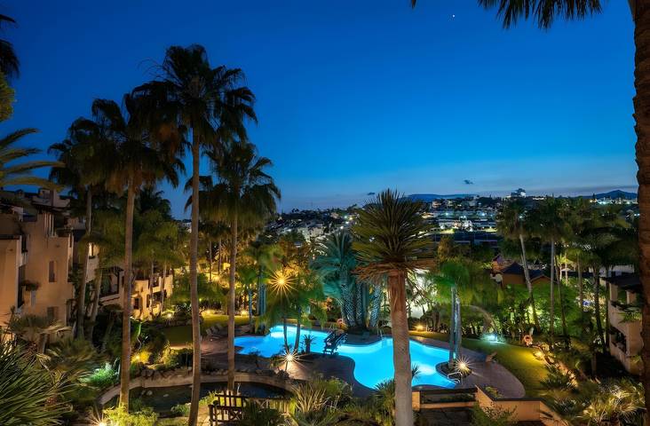 Holiday rental for 4 people, with garden and children pool in Estepona