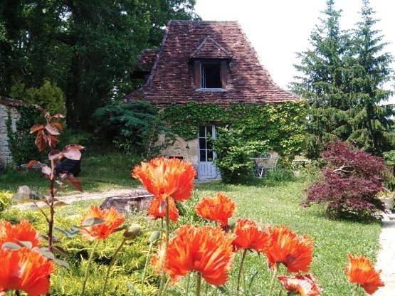 Gîte pour 4 personnes, avec jardin à Plazac