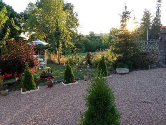 Location de vacances pour 5 personnes, avec Terrasse ainsi que Jardin et Vue à Brandonnet - 2