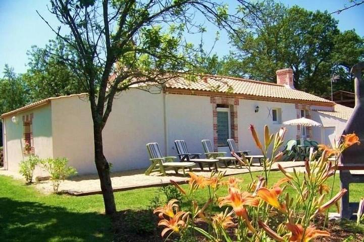 Maison de vacances pour 6 personnes, avec jardin à La Garnache