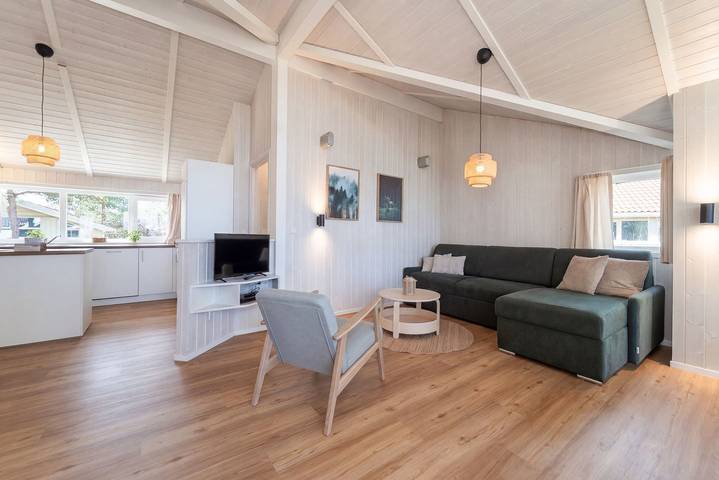 Ferienhaus für 8 Personen, mit Whirlpool und Garten sowie Sauna an der Ostsee - 2