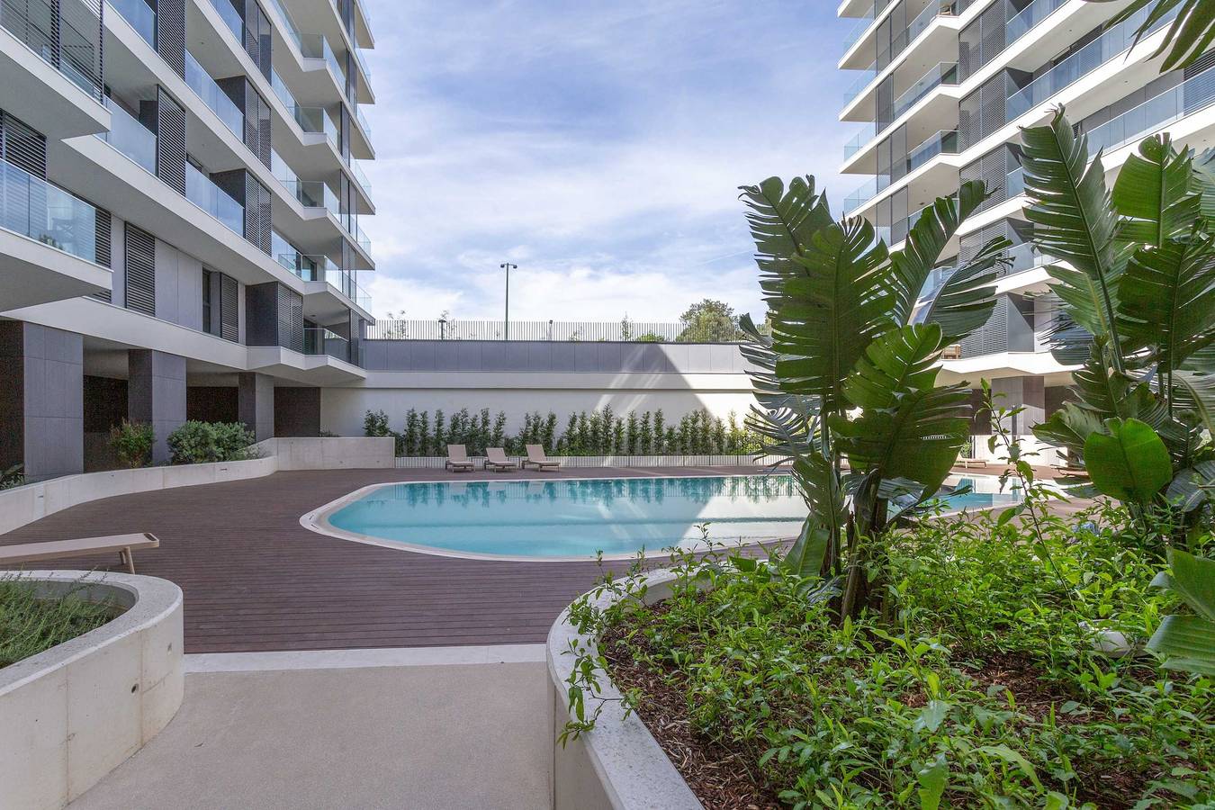 Premium Lisbon Residence | Pool, Gym & Parking, foto 6