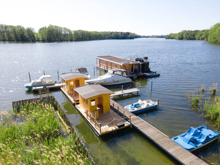 Bungalow für 4 Personen, mit Terrasse und Garten