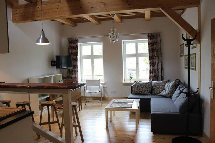 Ferienwohnung für 4 Personen, mit Whirlpool und Garten in Petershagen/Eggersdorf