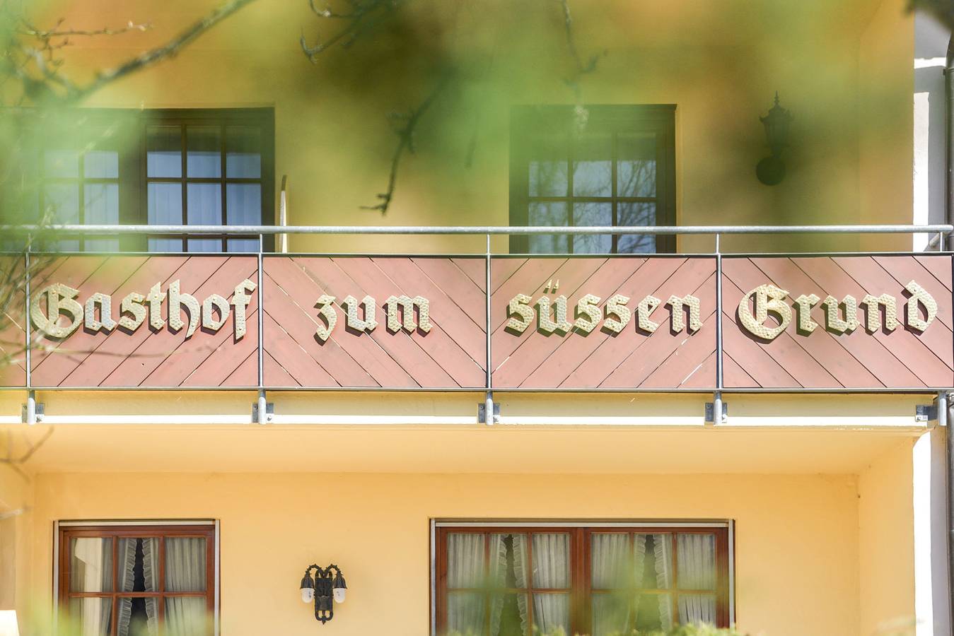 Hotel Gasthof Süßer Grund - Doppelzimmer mit Terrasse in Albstadt, Neckar-Alb
