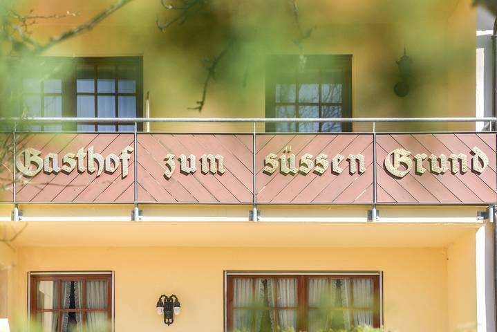Hotel für 2 Personen, mit Terrasse, mit Haustier in Albstadt