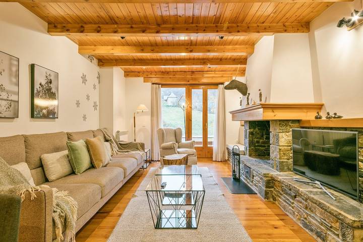 Gîte pour 7 personnes, avec terrasse dans Baqueira Beret - 2