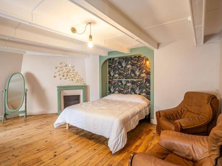 Location de vacances pour 8 personnes, avec jardin à Messeix - 2