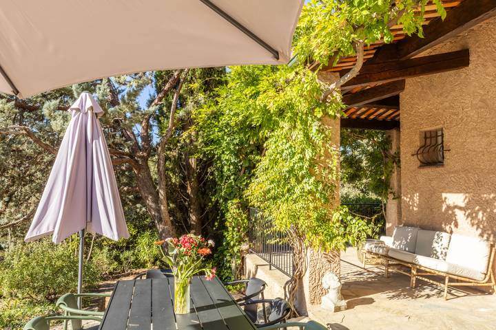 Location de vacances pour 8 personnes, avec terrasse et jardin à Draguignan - 4