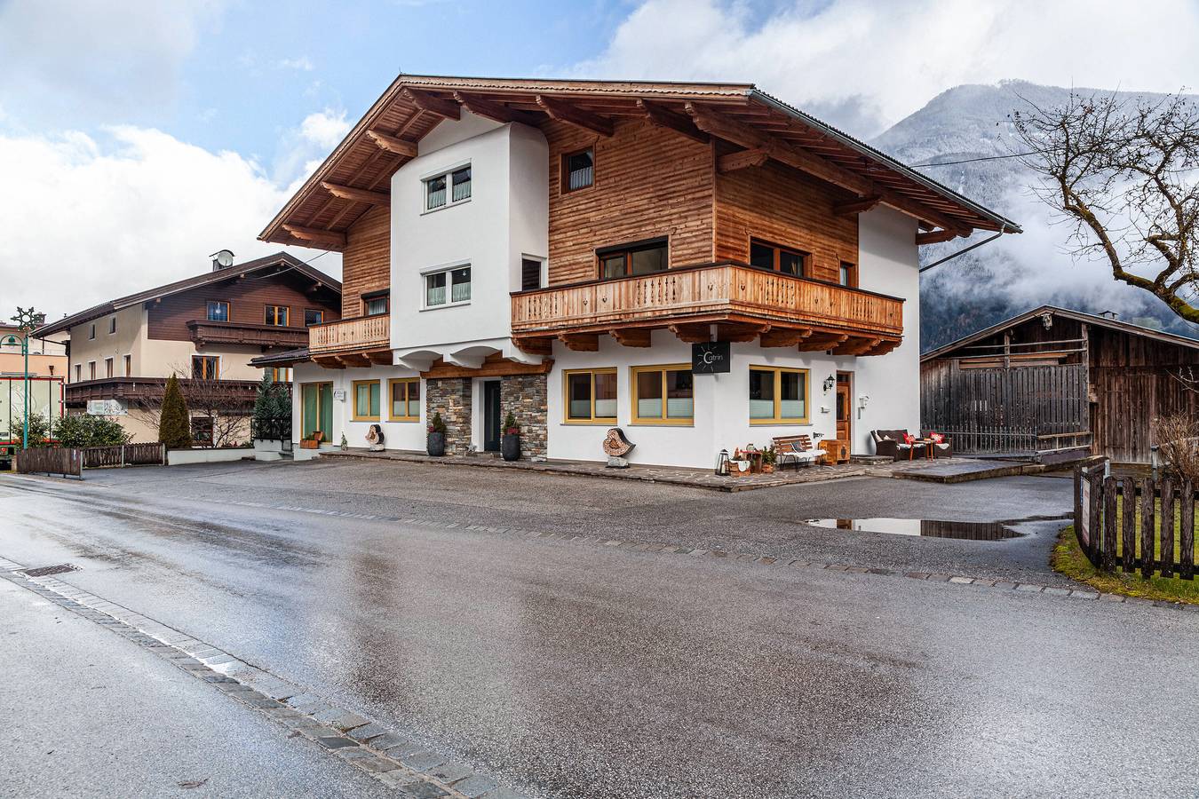 Ganze Wohnung, Ferienwohnung mit Sauna, Bergblick, Gemeinschaftsterrasse und Wi-Fi in Ried im Zillertal, Ski-Optimal Hochzillertal