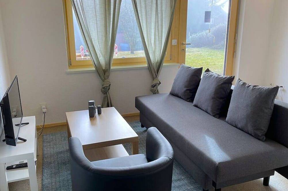 Geheel appartement, Concierge, Lake Thun/Alps Scenic Views by Swisshut in Sigriswil, Meer van Thun