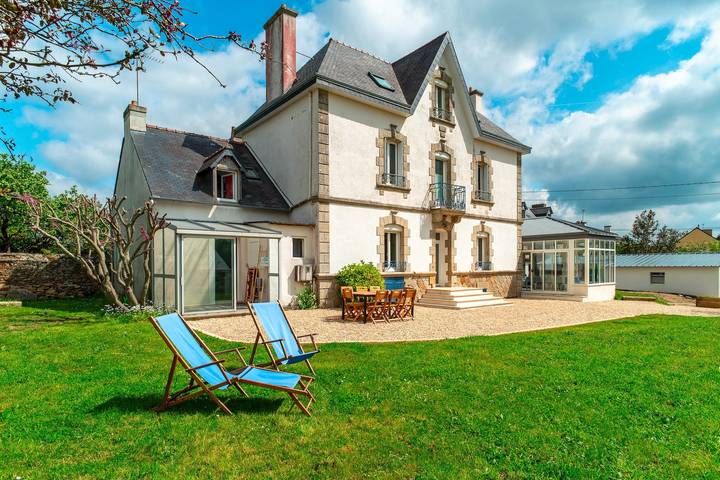 Location de vacances pour 12 personnes, avec Terrasse et Jardin dans Le Pouldu