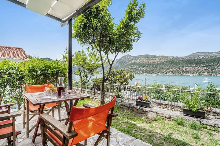 Vacation rental for 4 people, with Balcony and Hot tub as well as Yard and Children pool in Lefkada