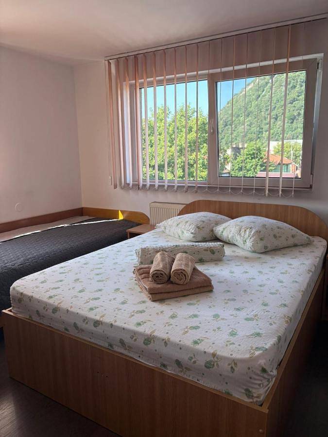 Gîte pour 2 personnes, avec terrasse et vue dans Deva (Roumanie) - 3