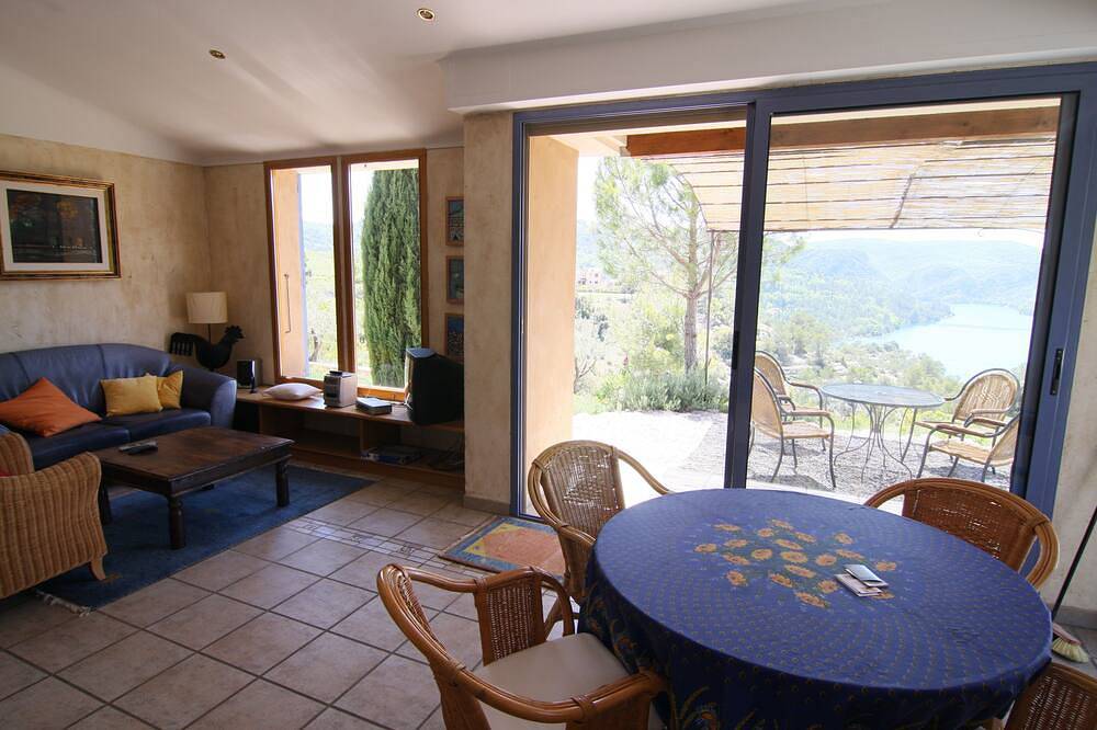 House in Provence - ideal for families in Esparron-de-Verdon, Verdon Regional Natural Park