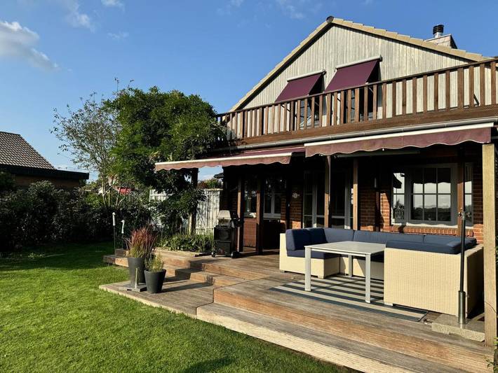 Ferienhaus für 7 Personen, mit Balkon und Terrasse sowie Garten und Ausblick