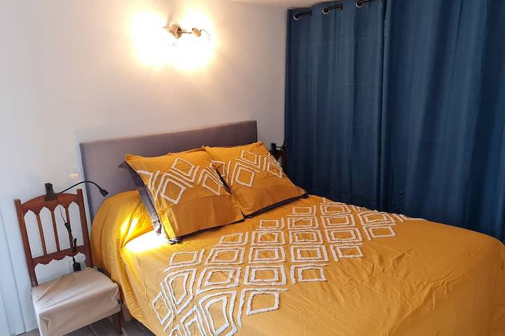 Location de vacances pour 5 personnes, avec terrasse et jardin à Ainhoa - 4