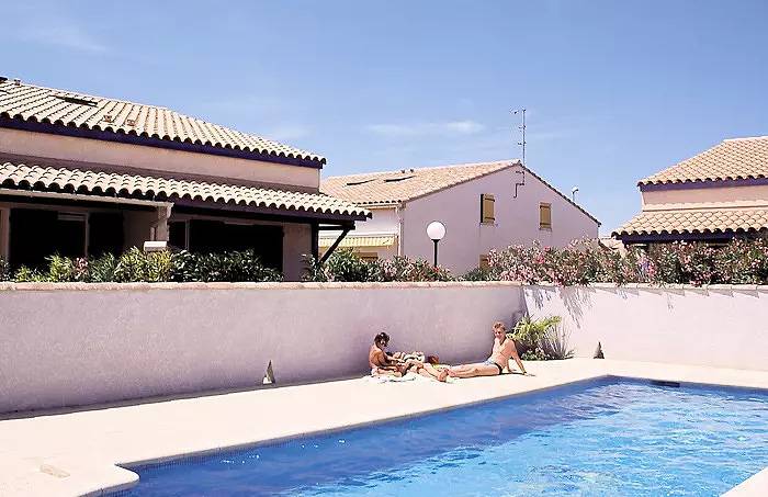 Gîte pour 4 personnes à Sainte-Marie-la-Mer - 3