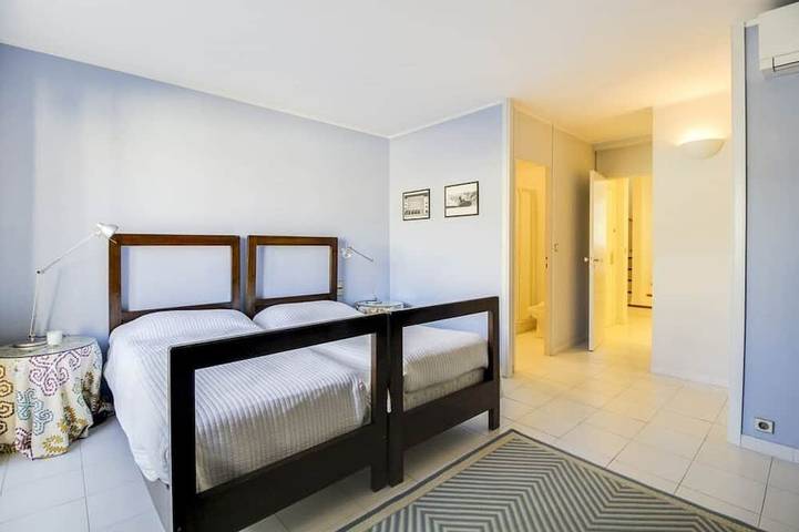 Apartamento entero, Espléndido triplex de 3 dormitorios con hermosa terraza con vistas al mar, centro del pueblo in Paloma Beach, Saint-Jean-Cap-Ferrat