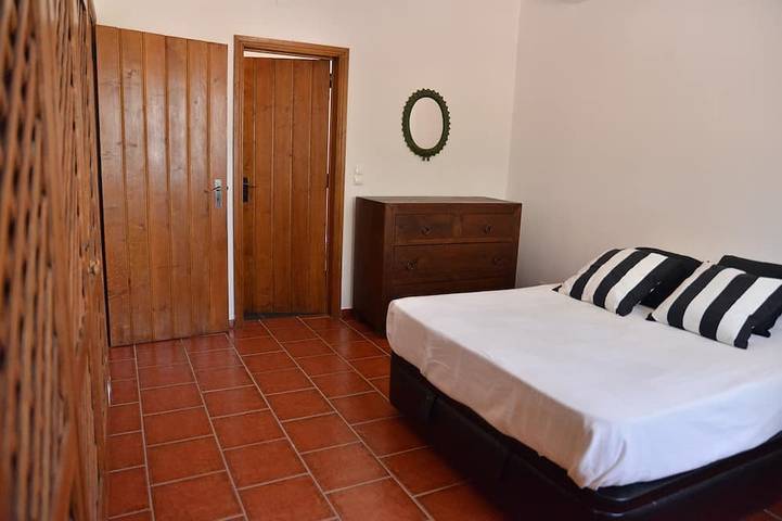 Location de vacances pour 8 personnes, avec jardin à Moura - 2