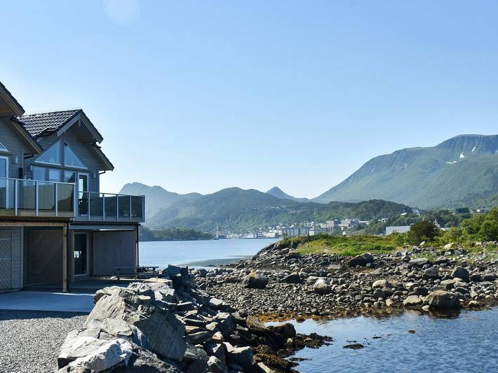 10 Personen Ferienhaus in Brattvåg in Haram, Nördliches Fjordnorwegen
