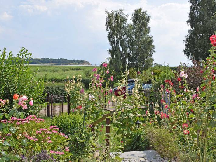 Ferienwohnung für 2 Personen, mit Terrasse und Garten in Groß Zicker - 4