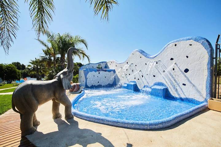 Camping pour 2 personnes, avec terrasse et piscine sur la Costa Dorada - 4