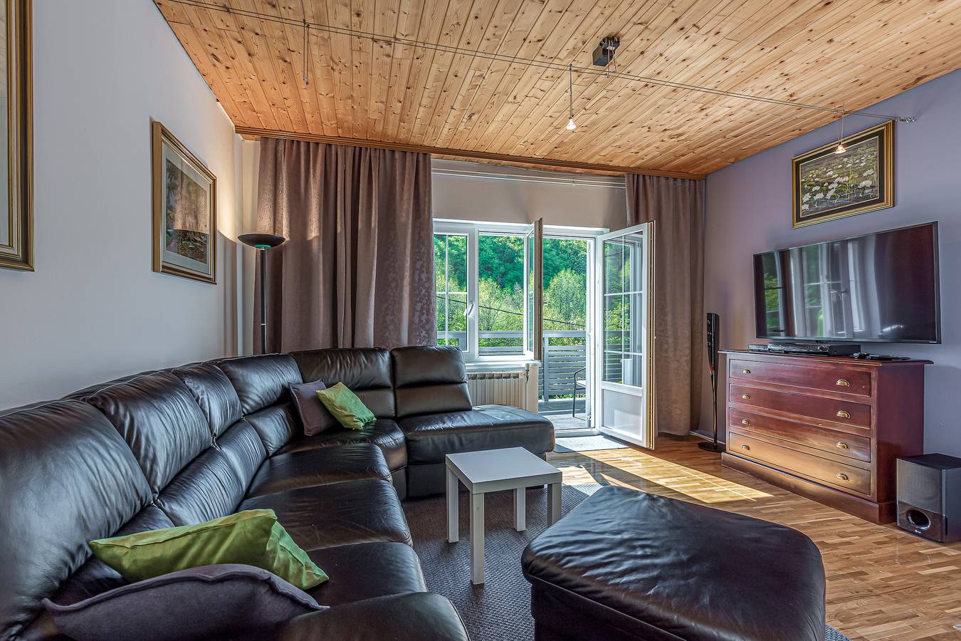 Vacation Home Jakop Hof With Hot Tub in Krapina-Zagorje