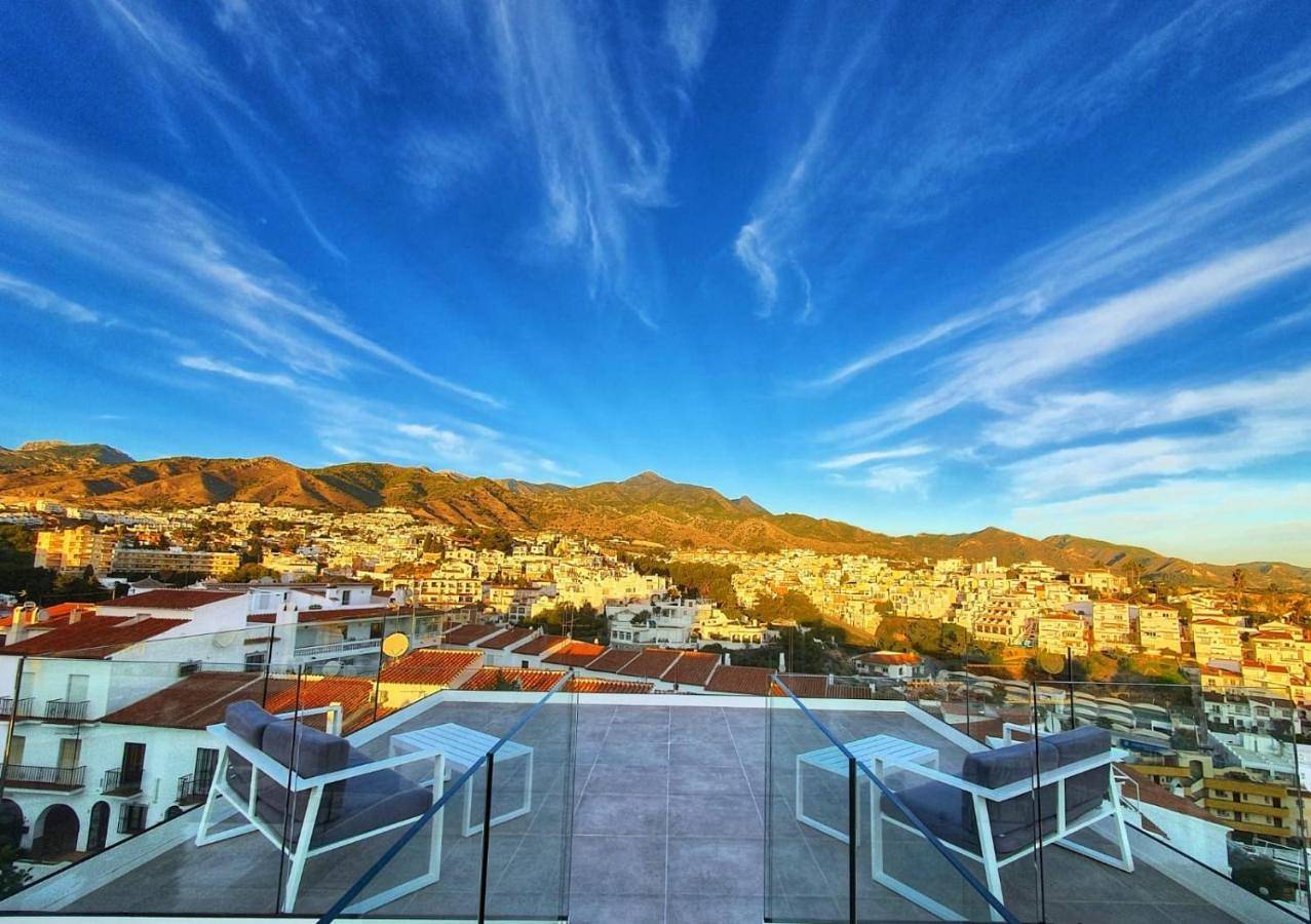 Mb Hostels Premium Eco - Adults Recommended in Playa de Burriana, Nerja