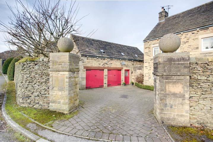 Bed and breakfast for 2 people, with garden in Peak District