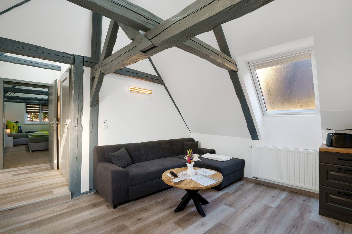Appartamento intero, Appartamento 'Sophie' con terrazza privata, Wi-Fi e aria condizionata in Lauchhammer, Oberspreewald-Lausitz