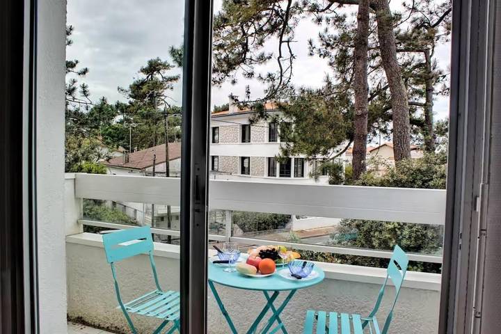 Gîte pour 2 personnes, avec balcon dans Plage de Vallières