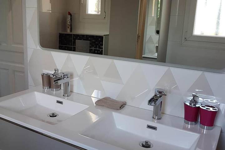 Magnificent charming villa with private pool in Sorgues 10 minutes from Avignon in Sorgues, Vaucluse