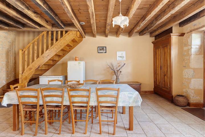 Gîte Le Refuge des Oiseaux: terraza compartida, jardín privado y Wi-Fi en Lusignan in Lusignan, Vienne