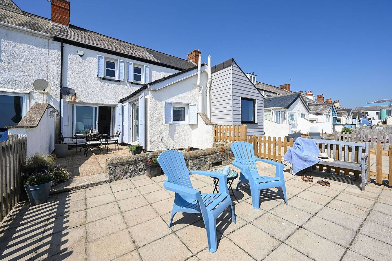 Driftwood Cottage in Sandgate, Kent