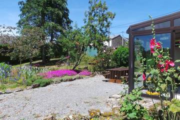Gîte pour 4 personnes, avec balcon et jardin à Bersac-sur-Rivalier